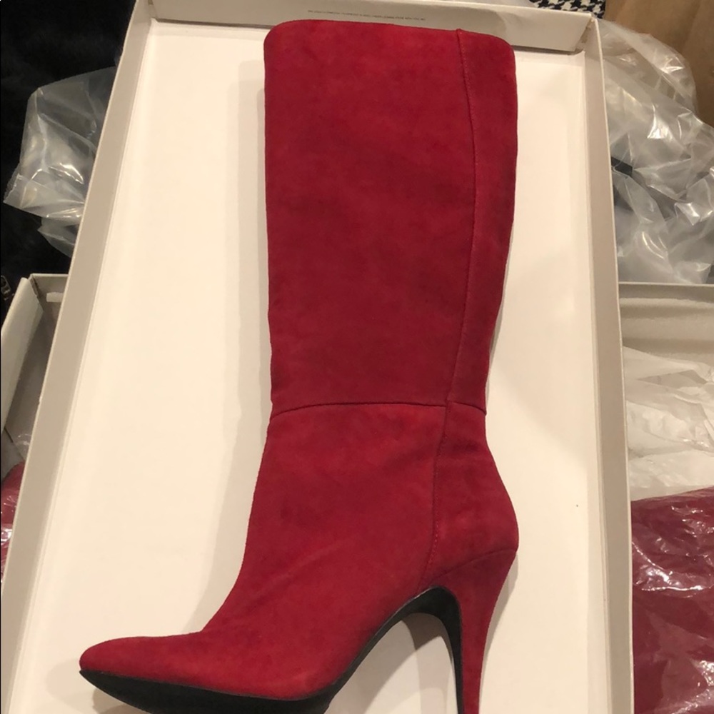 Jessica Simpson red Knee high suede boots NWT ♥️